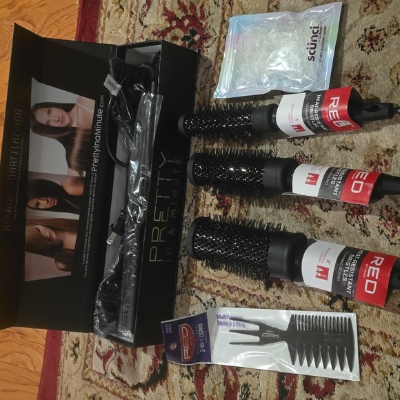 ✨ Pretty In A Minute 2” Keratin Smart Flat Iron Titanium & Ceramic Blend + GIFTS - Picture 9 of 13